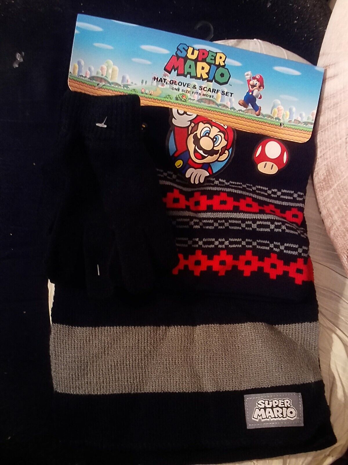2019 Bioworld~super Mario~black W/ Design~hat Glove & Scarf Set~nip~one Size Fit