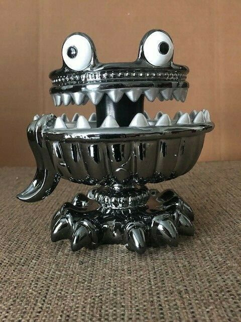 Bath & Body Works Halloween 2021 Monster Green Light Up 3 Wick Candle Holder